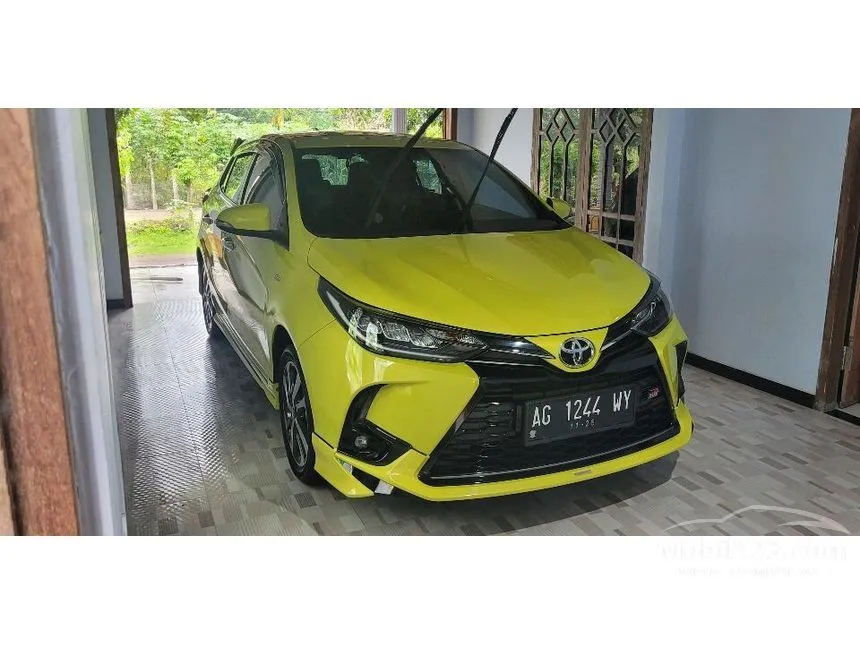 Jual Mobil Toyota Yaris 2021 S GR Sport 1.5 di Jawa Timur Automatic Hatchback Kuning Rp 267.000.000
