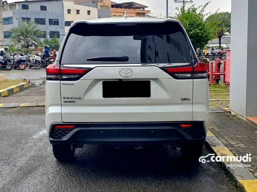 2024 Toyota Kijang Innova Zenix V (Premium Color) MPV