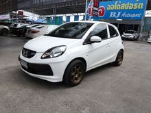 2016 Honda Brio 1.2 (ปี 11-16) V Hatchback AT