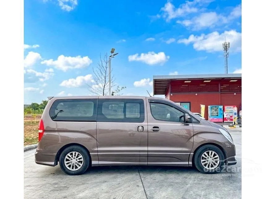 2015 Hyundai H-1 Deluxe Van