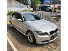 2010 BMW 320i 2.0 E90 Sedan