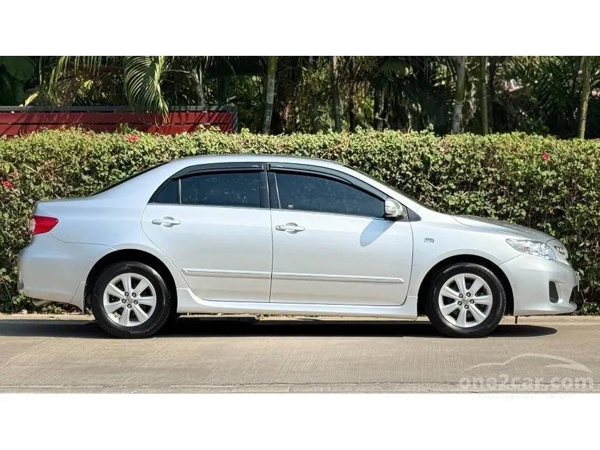 2013 Toyota Corolla Altis G Sedan