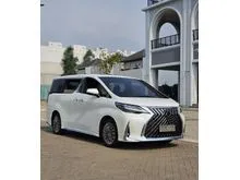 2022 Lexus LM 350 3.5 7 Seater MPV LOW KM. Record ATPM. ANTIK TERAWAT. LUXURY FAMILY CAR. PRICE BEST DEAL NEGO YA. Lihat Pasti Suka. White on Black..