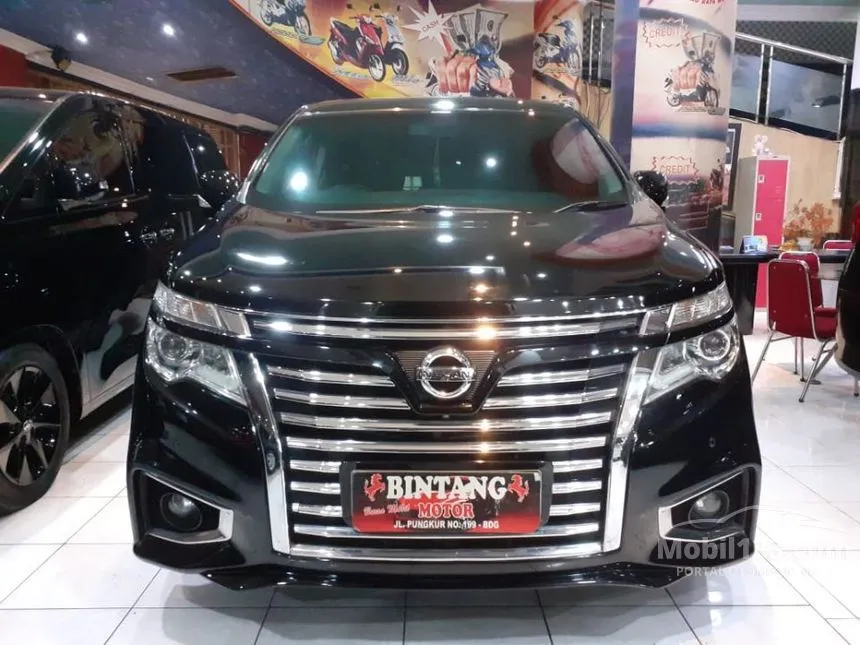 2014 Nissan Elgrand Highway Star Leather MPV
