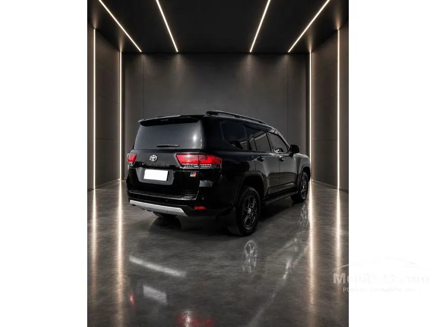 2024 Toyota Land Cruiser 300 GR-S SUV