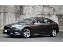 Ford Focus 1.5 Ecoboost Sedan on the road