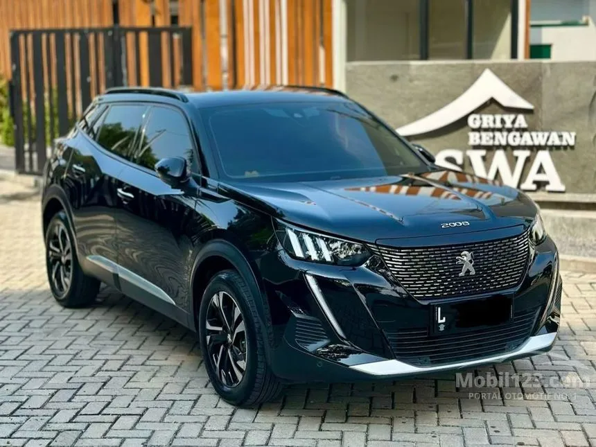 2023 Peugeot 2008 Allure SUV