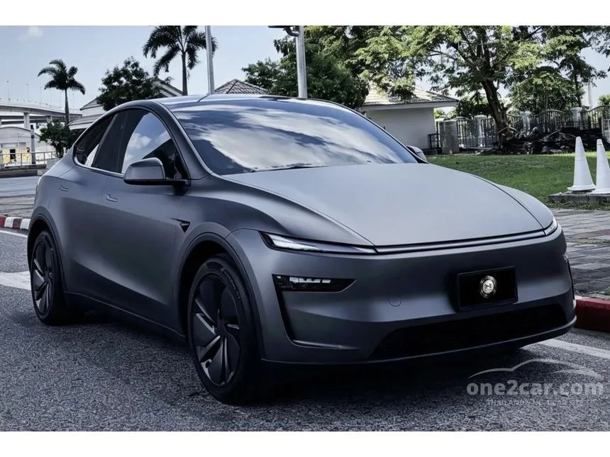 2025 TESLA Model Y Launch Series Long Range SUV