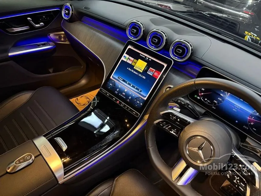 2023 Mercedes-Benz GLC300 AMG Line 4MATIC SUV