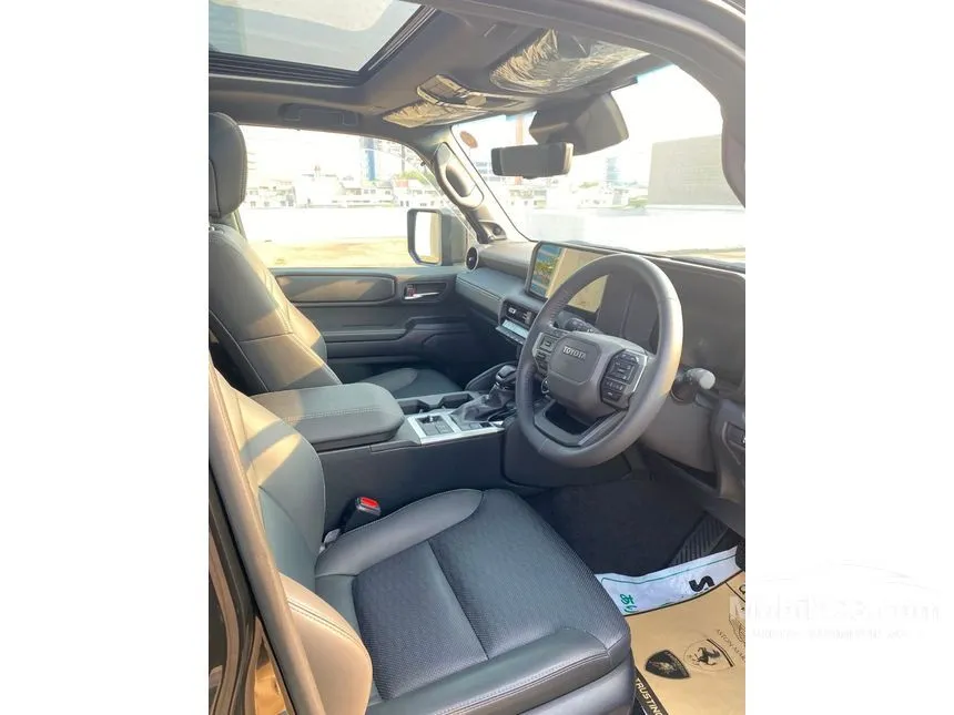 2026 Toyota Land Cruiser Prado VX SUV