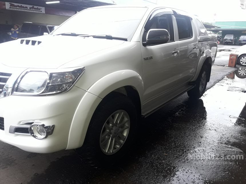 Jual Mobil Toyota Hilux 2013 V 2.5 di DKI Jakarta 