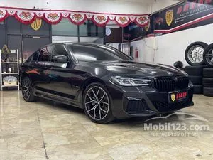 2023 BMW 520i 2.0 M Sport Sedan