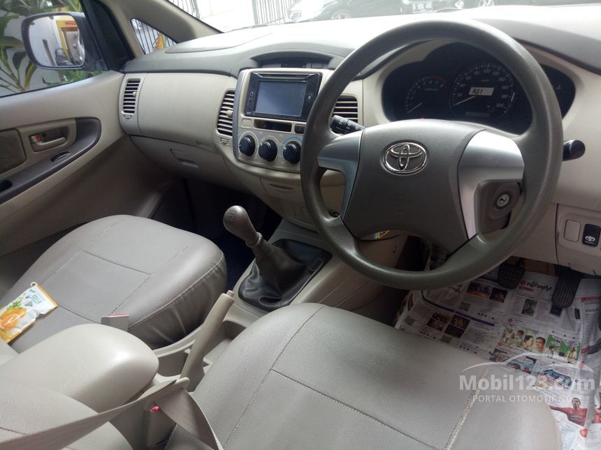 Jual Mobil  Toyota Kijang Innova  2014 G Luxury 2 0 di Jawa 