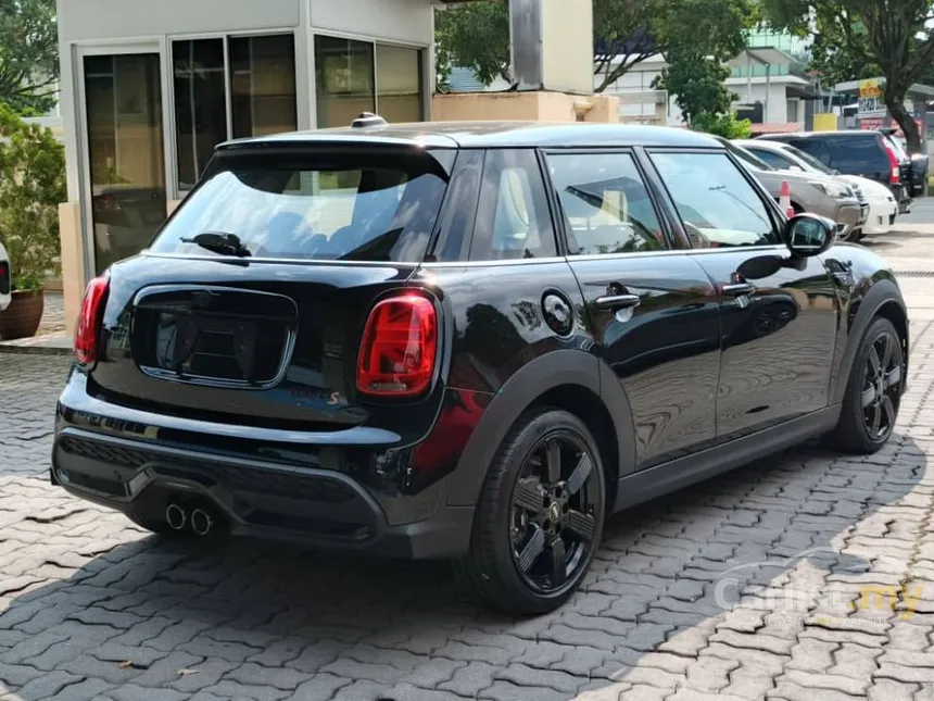 2023 MINI Cooper S 5 Door Hatchback
