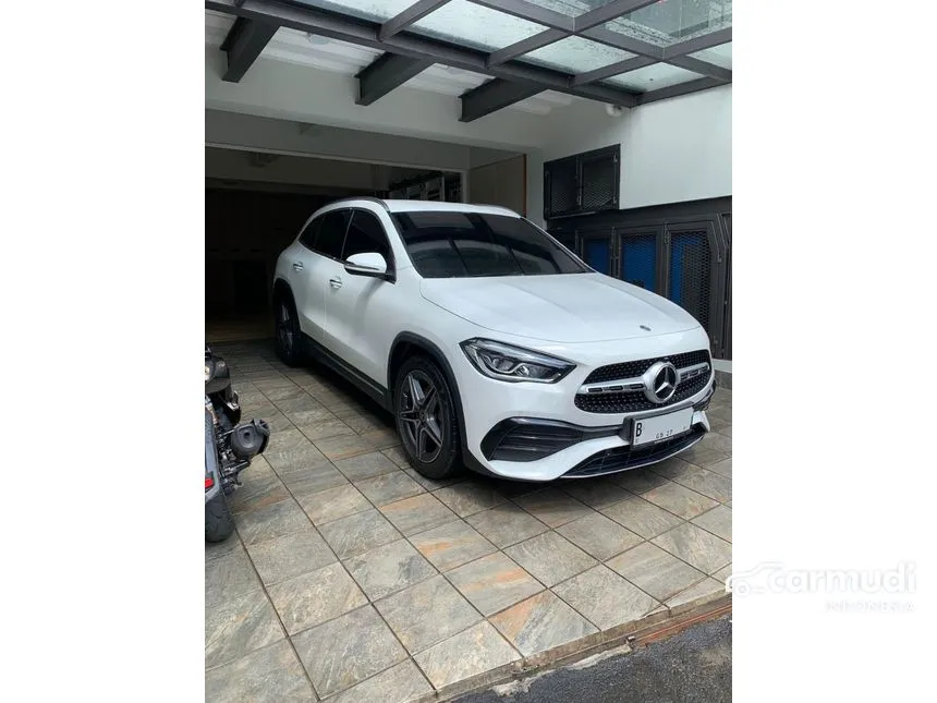 2023 Mercedes-Benz GLA200 AMG Line SUV