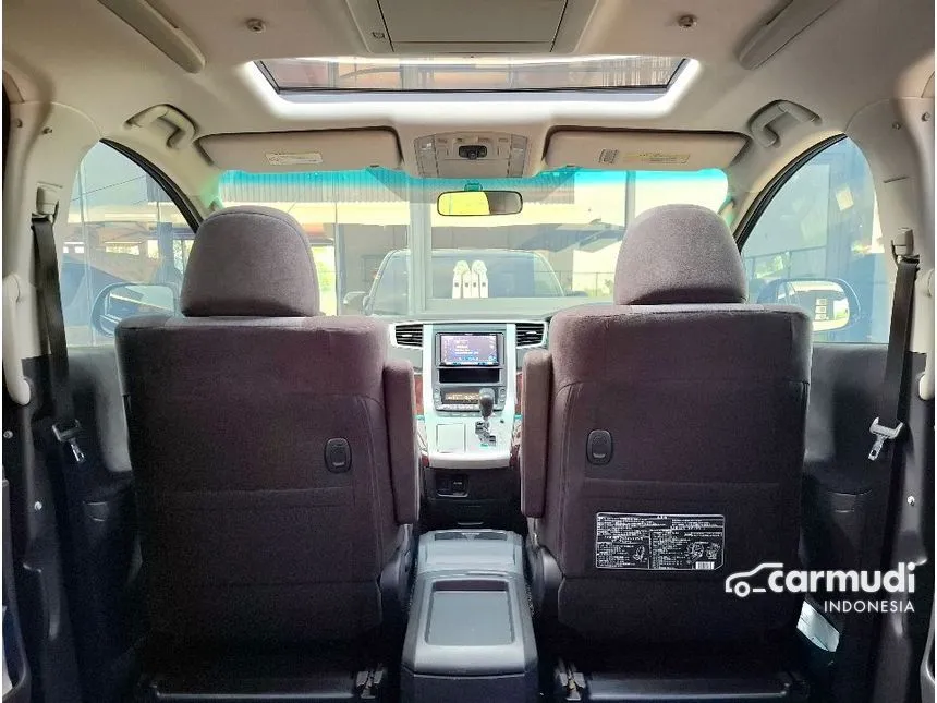 2013 Toyota Vellfire Z Audioless MPV