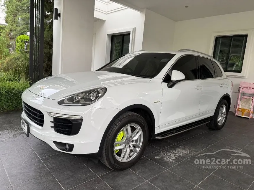 2017 Porsche CAYENNE S E-Hybrid Platinum Edition SUV