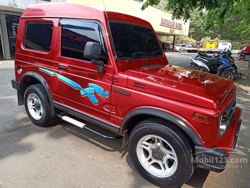 Jual Mobil Suzuki Katana 2004 GX 1.0 di DKI Jakarta Manual Jeep Merah Rp 78.000.000 - 6212945