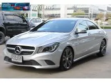 2016 Mercedes-Benz CLA200 1.6 W117 (ปี 14-18) Urban Sedan