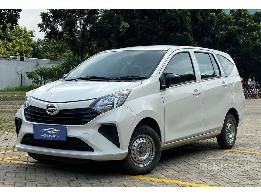 Jual Mobil Daihatsu Sigra 2022 D 1.0 di Banten Manual MPV Putih Rp 108.000.000
