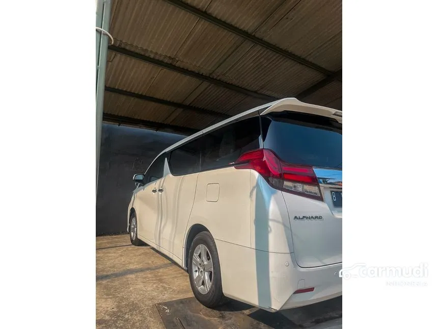 2015 Toyota Alphard X Van Wagon