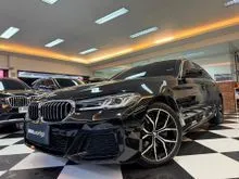 2022 BMW 520i 2.0 M Sport Sedan Nik2022 Facelift Black On Black Km9000 Speedo Digital Perfect Sunroof PBD Free Service 5Thn #AUTOHIGH #BEST DEAL