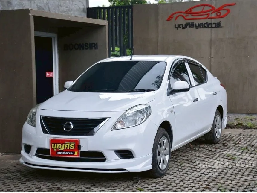 2013 Nissan ALMERA ES Sedan