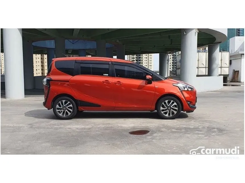 2016 Toyota Sienta V MPV