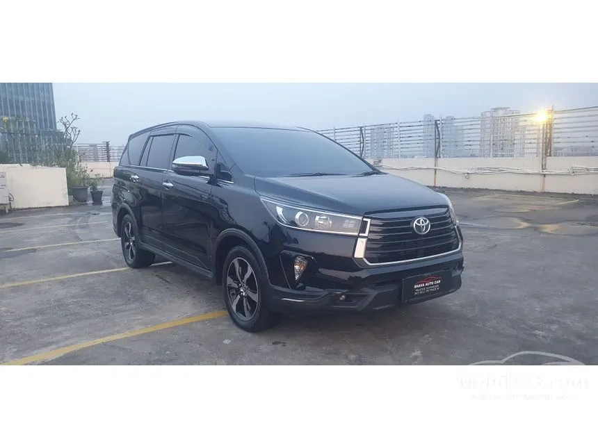 2022 Toyota Kijang Innova Venturer MPV