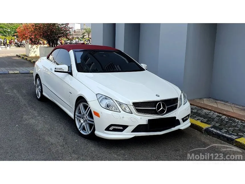 2011 Mercedes-Benz E250 AMG CGI Coupe
