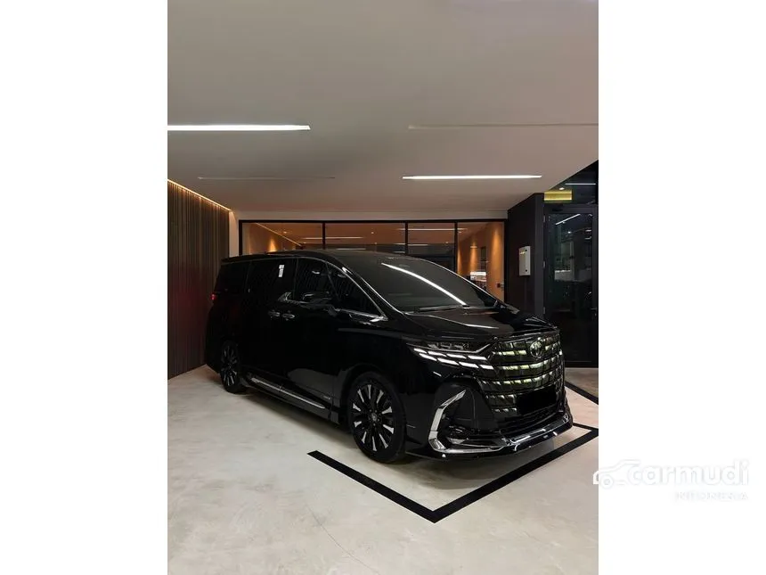 2023 Toyota Alphard HEV (Premium Color) MPV