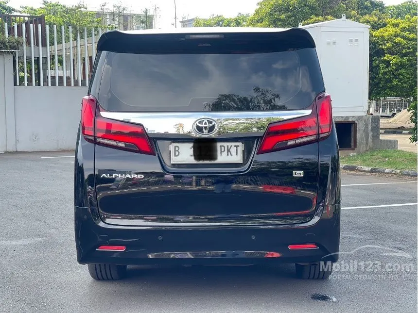 2022 Toyota Alphard G MPV
