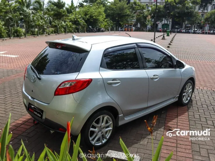 2013 Mazda 2 RZ Hatchback