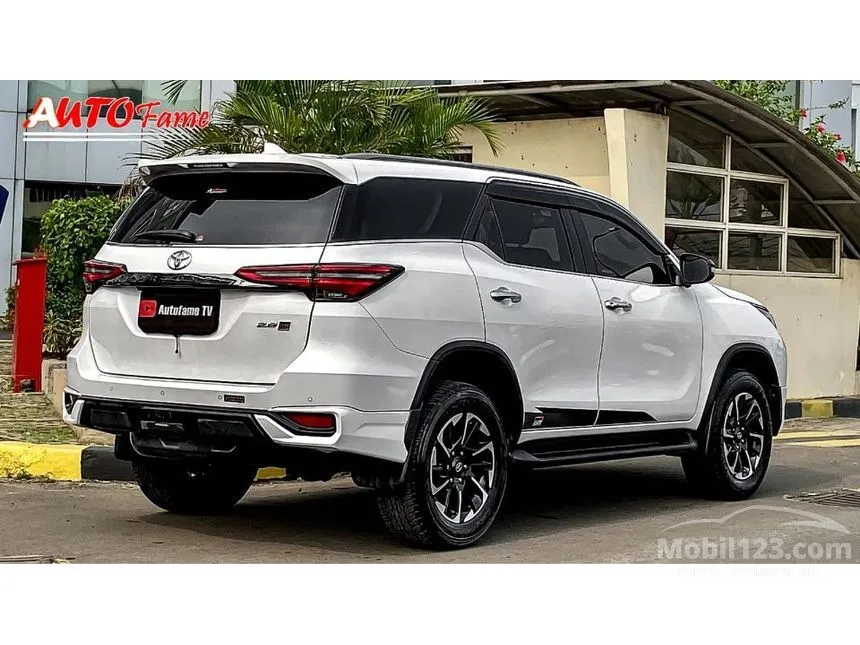 2022 Toyota Fortuner GR Sport 4X2 SUV