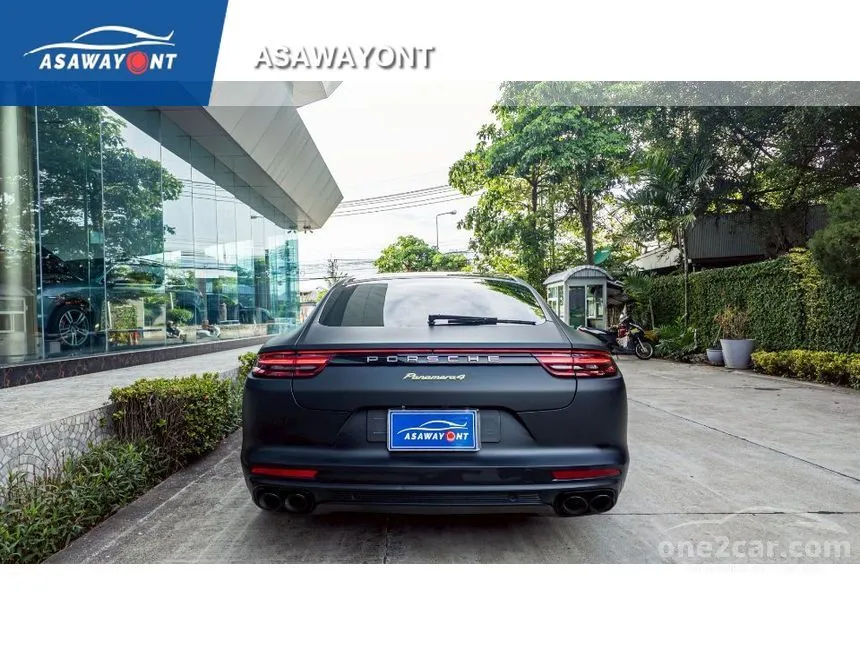 2018 Porsche PANAMERA 4 E-Hybrid Sedan