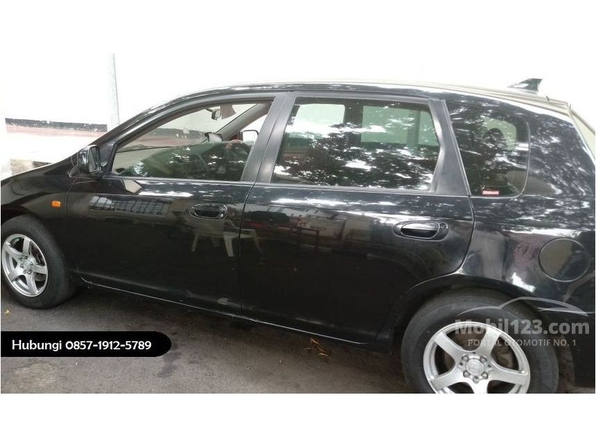 2002 Honda Civic VTi-S Sedan