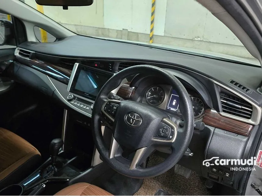 2019 Toyota Kijang Innova V MPV