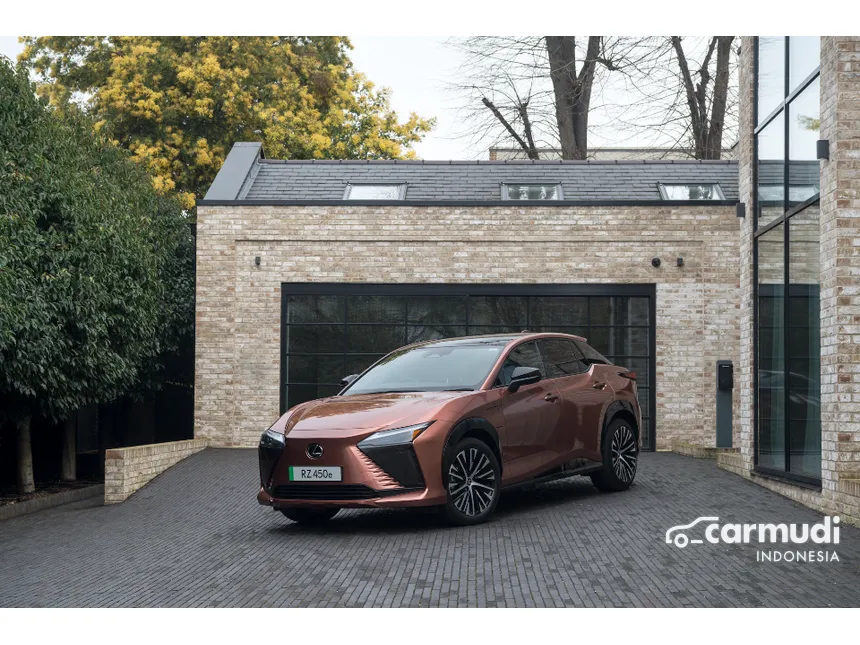 2023 Lexus RZ450e Luxury Wagon