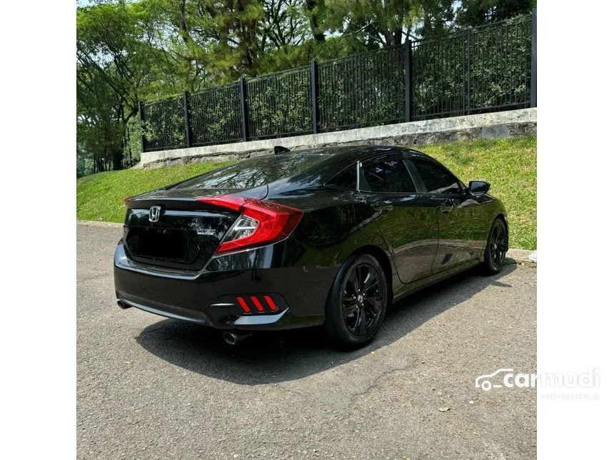 2017 Honda Civic ES Sedan