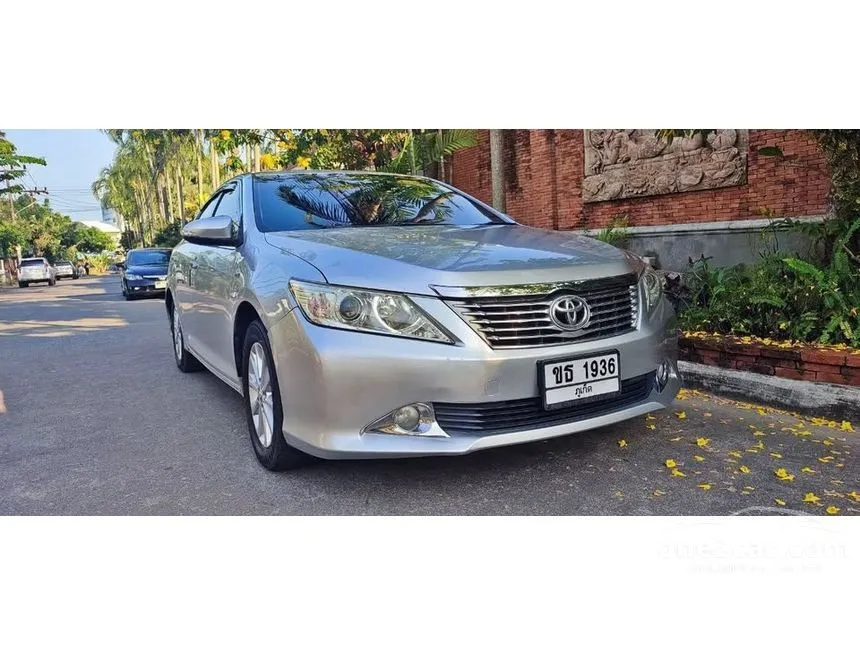 2014 Toyota CAMRY G Sedan