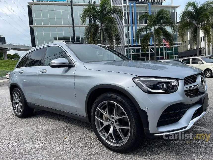 2021 Mercedes-Benz GLC300 4MATIC AMG Line SUV