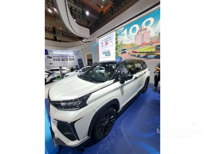 2026 Toyota Veloz Q HEV (Premium Color) MPV