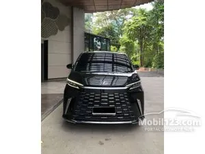 2023 Lexus LM 350h 2.5 7 Seater MPV