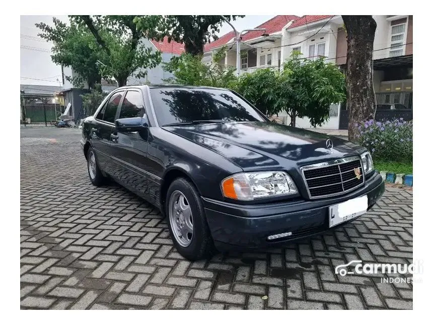 1997 Mercedes-Benz C200 W202 2.0 Manual Sedan