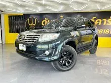 2013 Toyota FORTUNER 3.0 (ปี 12-15) V 4WD SUV