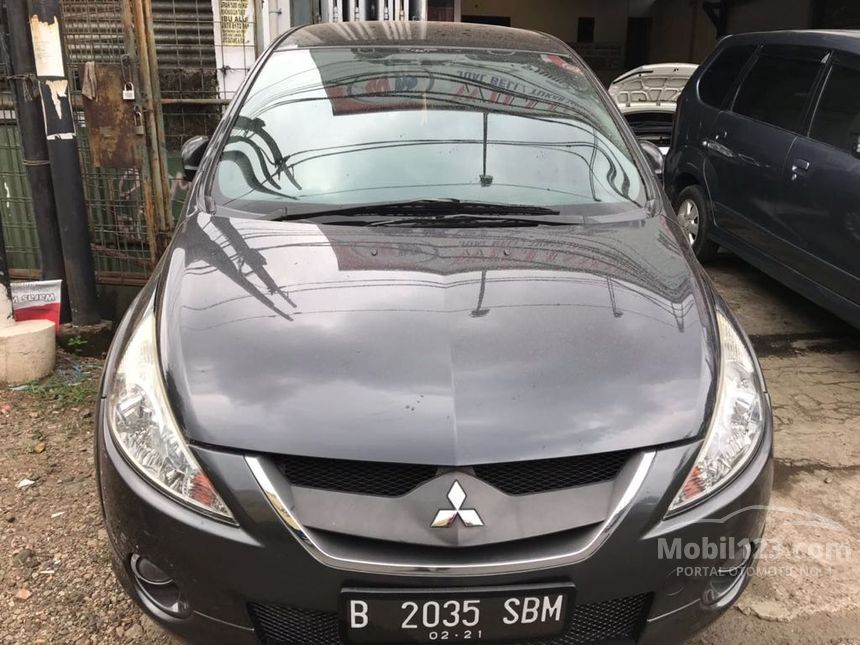 Jual Mobil Mitsubishi Grandis 2010 GT 2.4 di Jawa Barat Jual Mobil Mitsubishi Grandis 2010 GT 2.4 di Jawa Barat