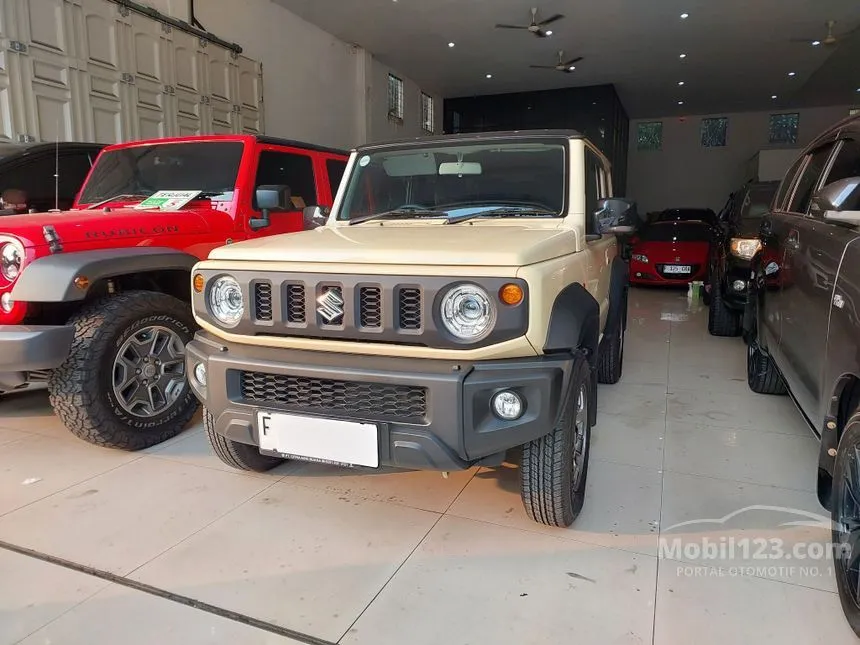 2025 Suzuki Jimny 3 Door (2 Tone) SUV