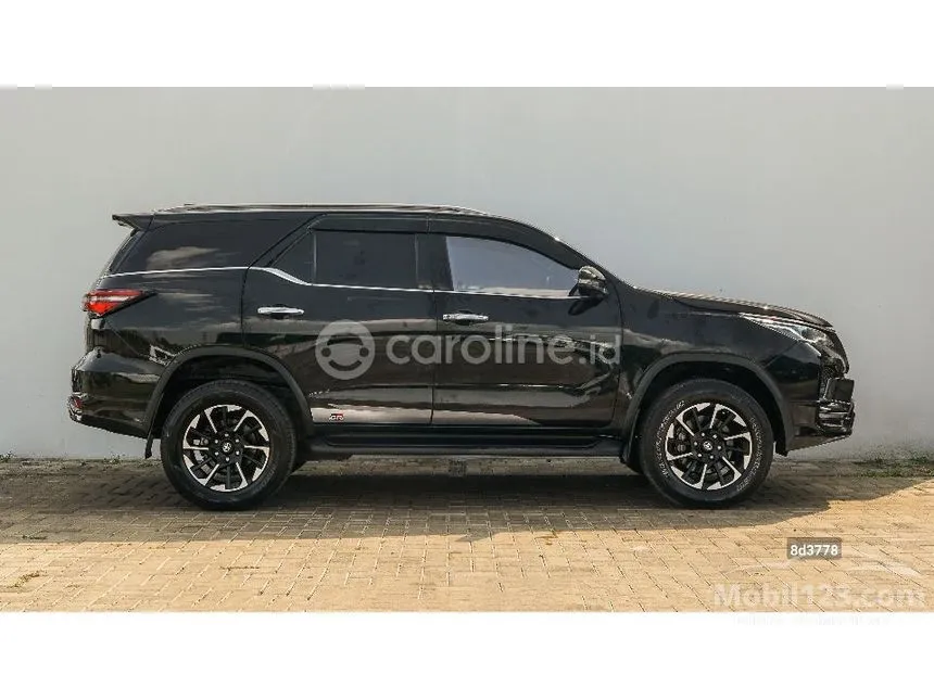 2022 Toyota Fortuner VRZ GR SPORT 4X2 SUV