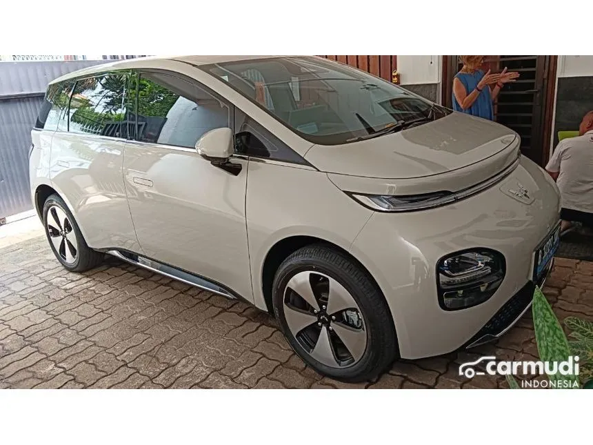 2024 Wuling Cloud EV EV Hatchback