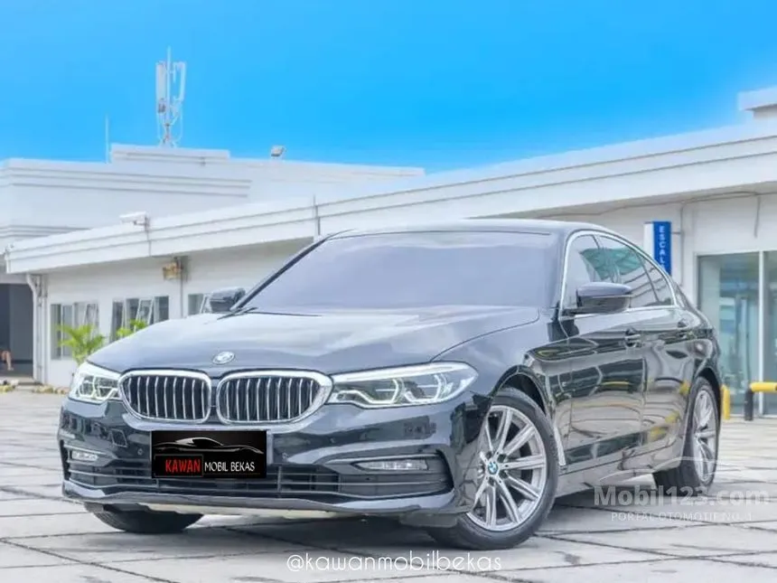 Jual Mobil BMW 520i 2019 Luxury 2.0 di Banten Automatic Sedan Hitam Rp 499.000.000